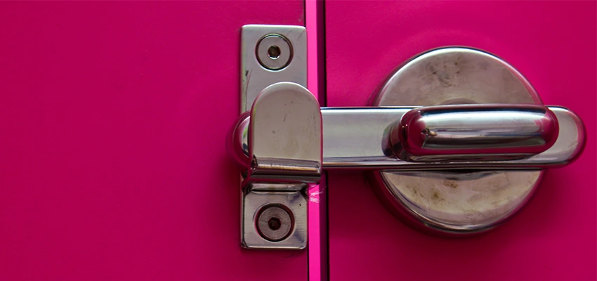 Childproof Gate Lock in Dana Point, California